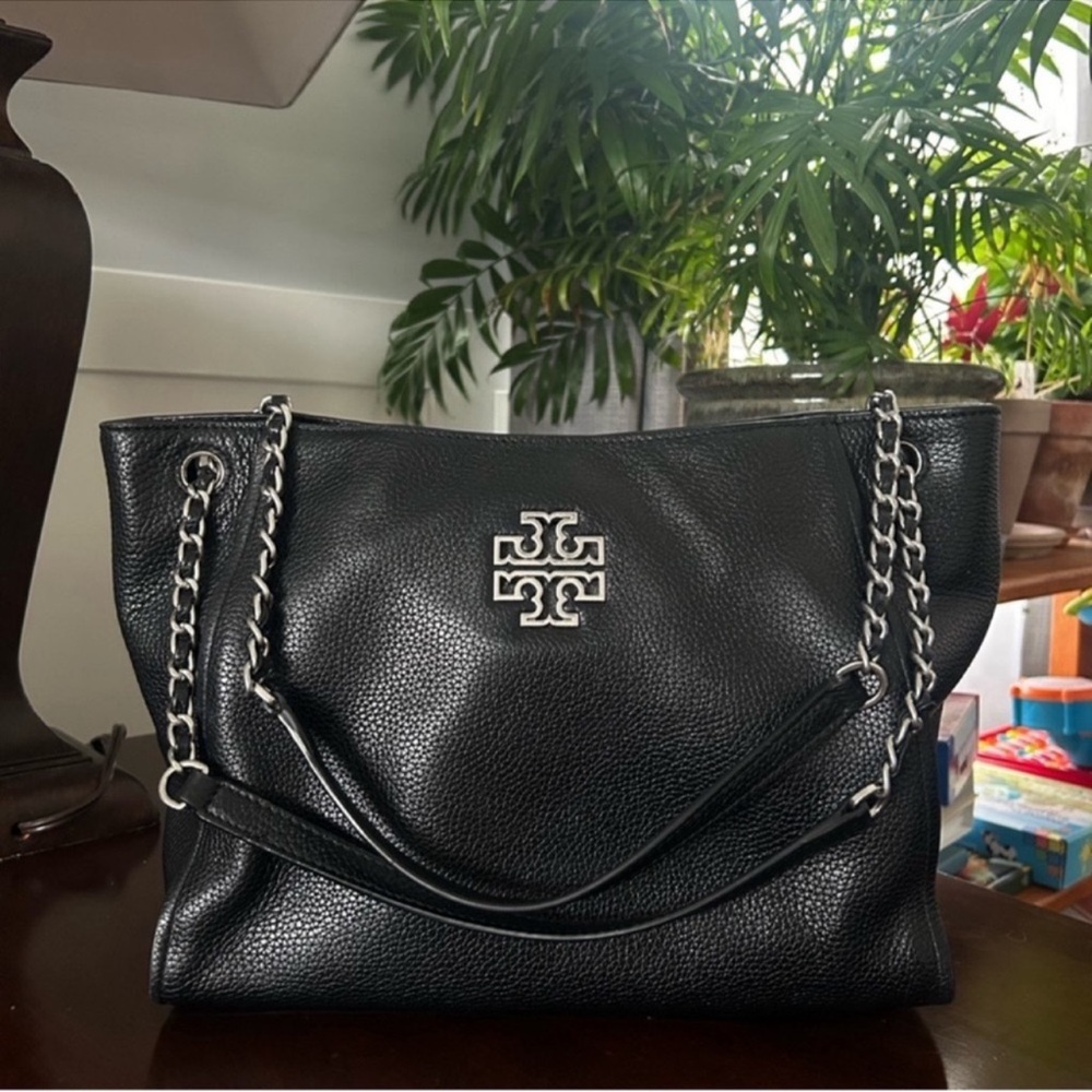 Tory Burch Black Leather  Bag